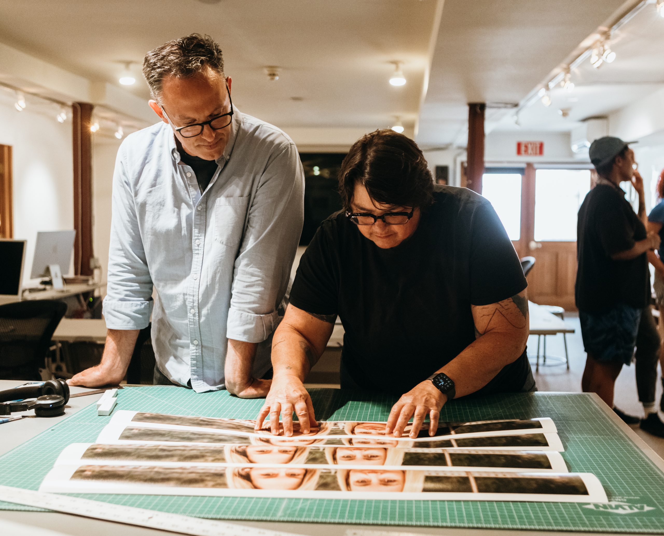 Catherine Opie with student workshop