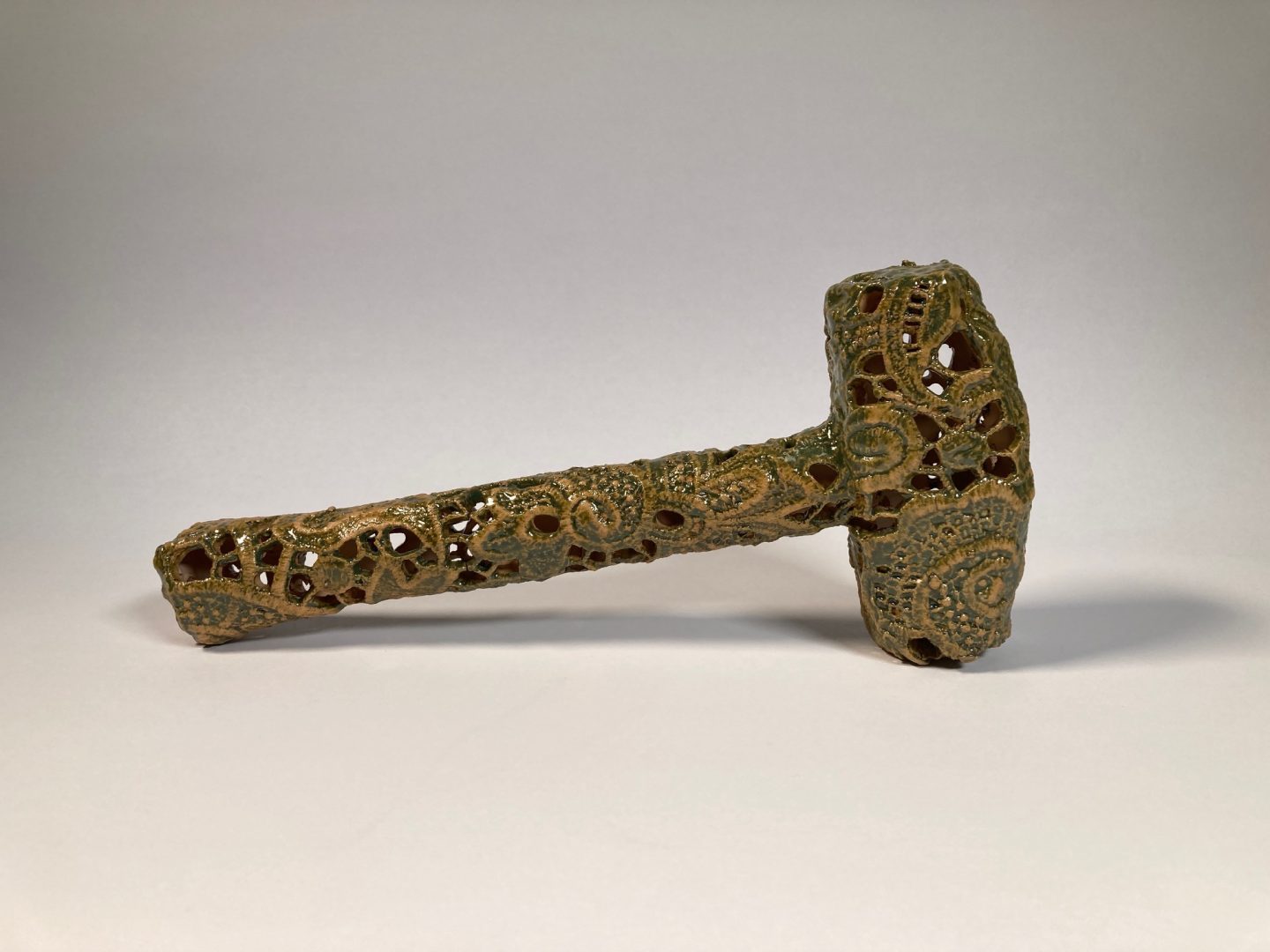 ceramic molds used for slip and slab casting techniques