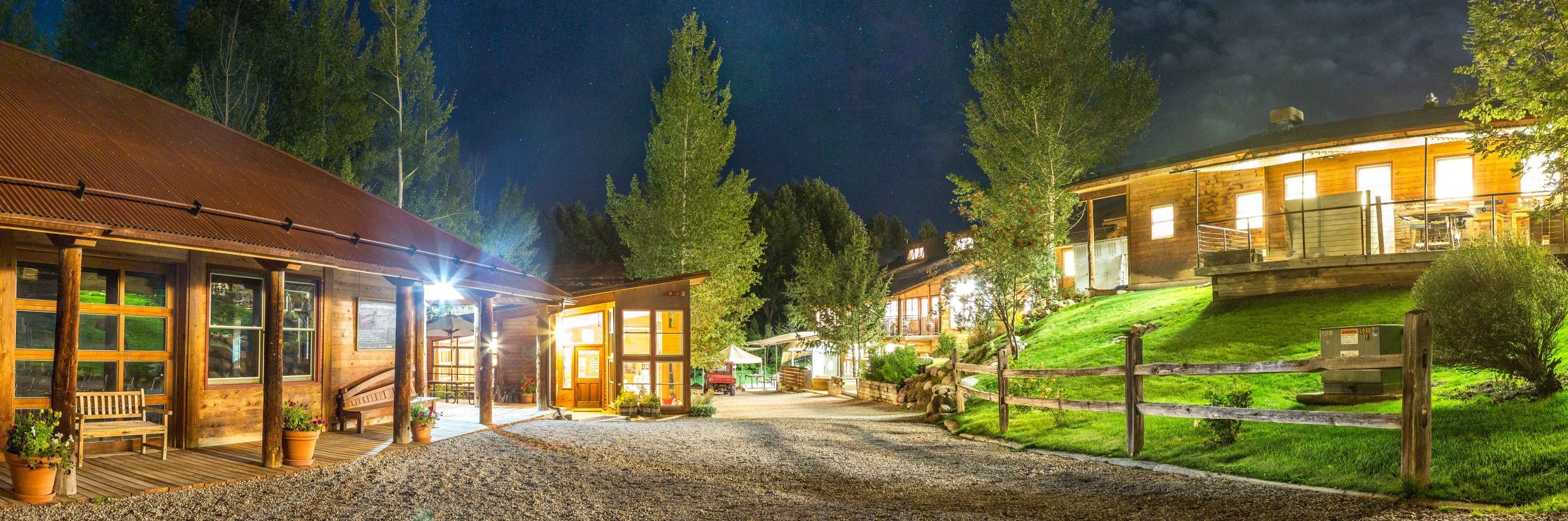 campus night stars summer lights