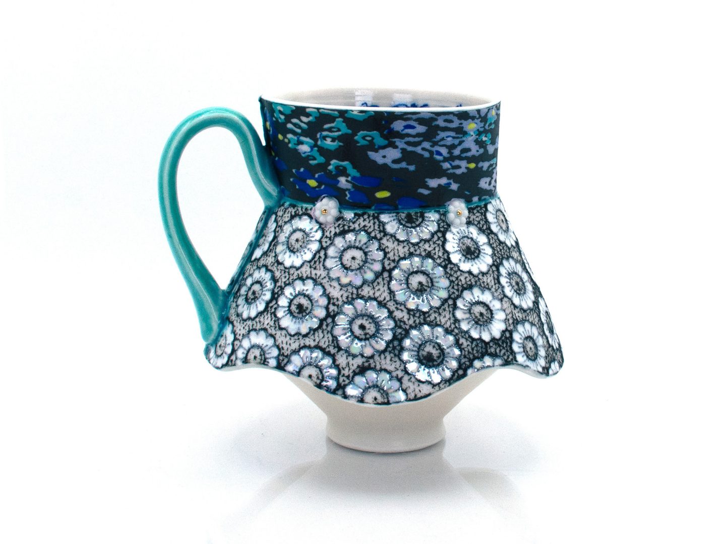 assembling slab-built ceramic structures with clay fabric methods